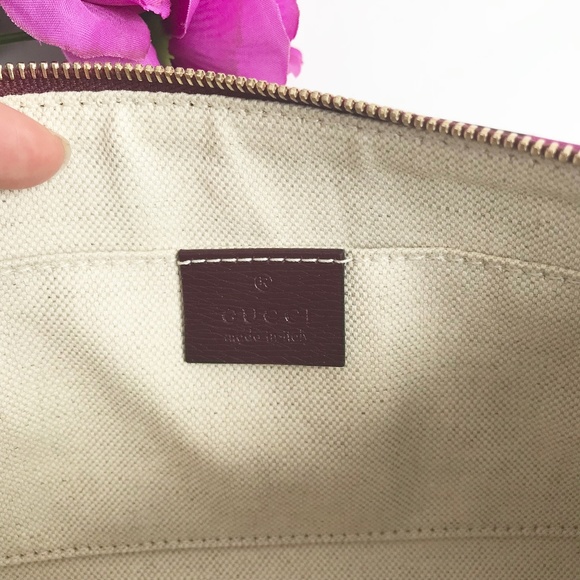 Gucci Hearts Collection Clutch with Tags - Picture 4 of 8